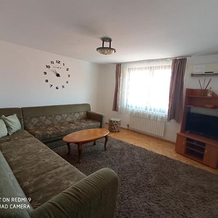 Appartamento Almir Apartman Sarajevo Esterno foto